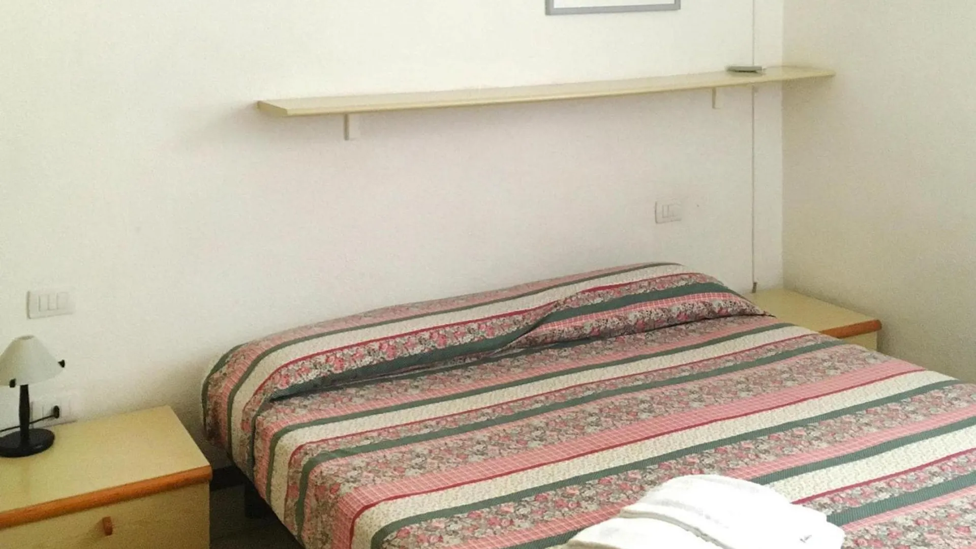 Flat In Castiadas Costa Rei With Balcony, Terrace Or Garden Apartment 0*,