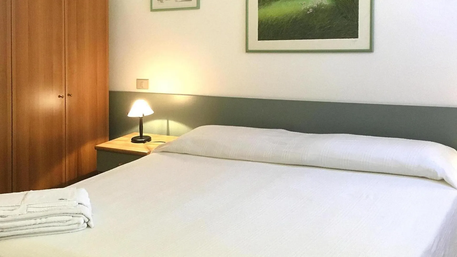 Flat In Castiadas Costa Rei With Balcony, Terrace Or Garden Apartment